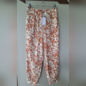 NWT Lovers & Friends Kacey Pants. Linen Blend. Carmel Brown Floral Womens size S
